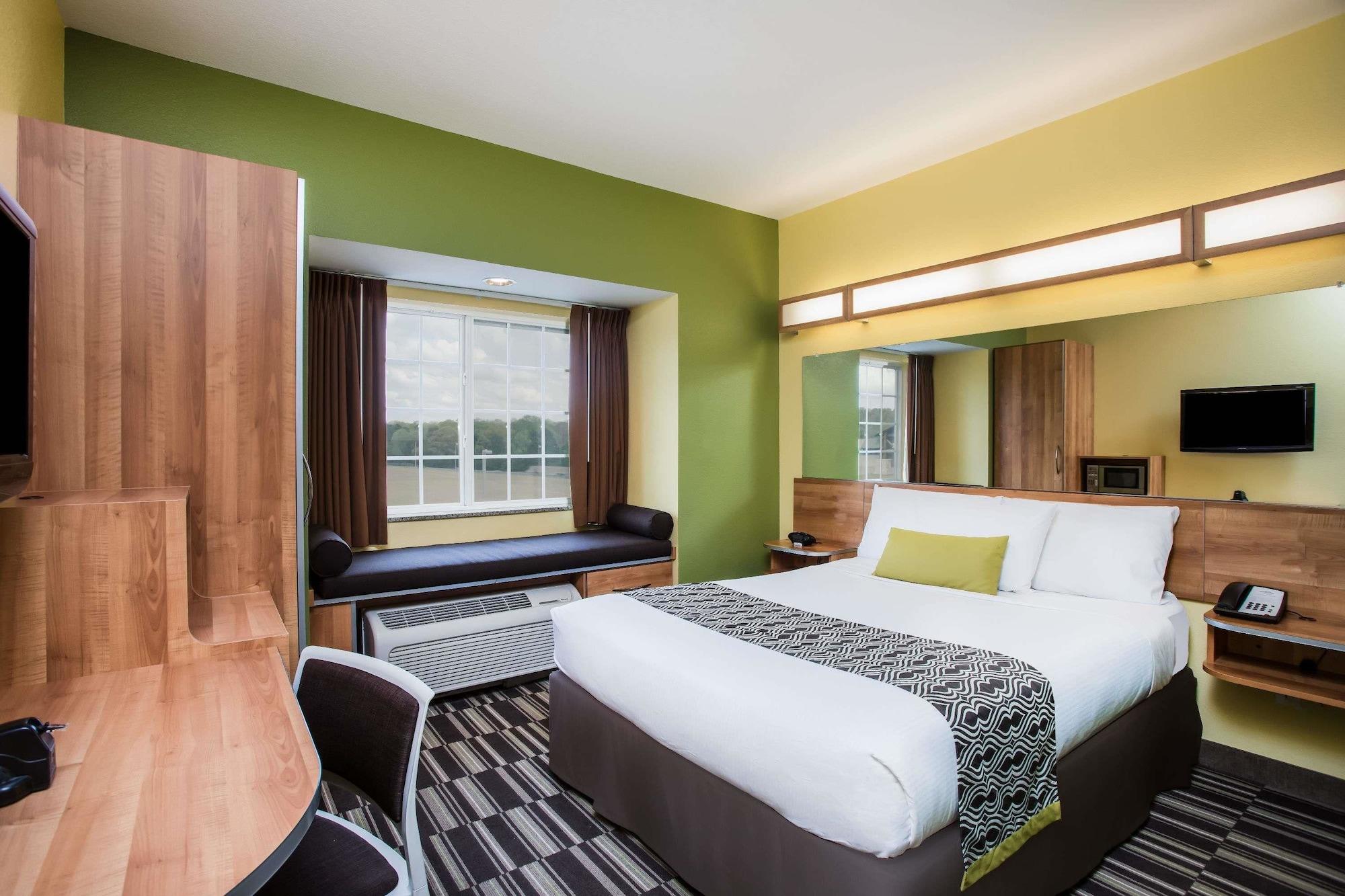 Microtel Inn And Suites By Wyndham Opelika Dış mekan fotoğraf